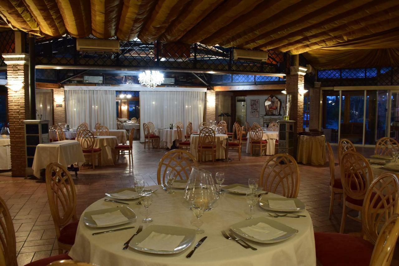 Mancini Park Hotel Roma Esterno foto